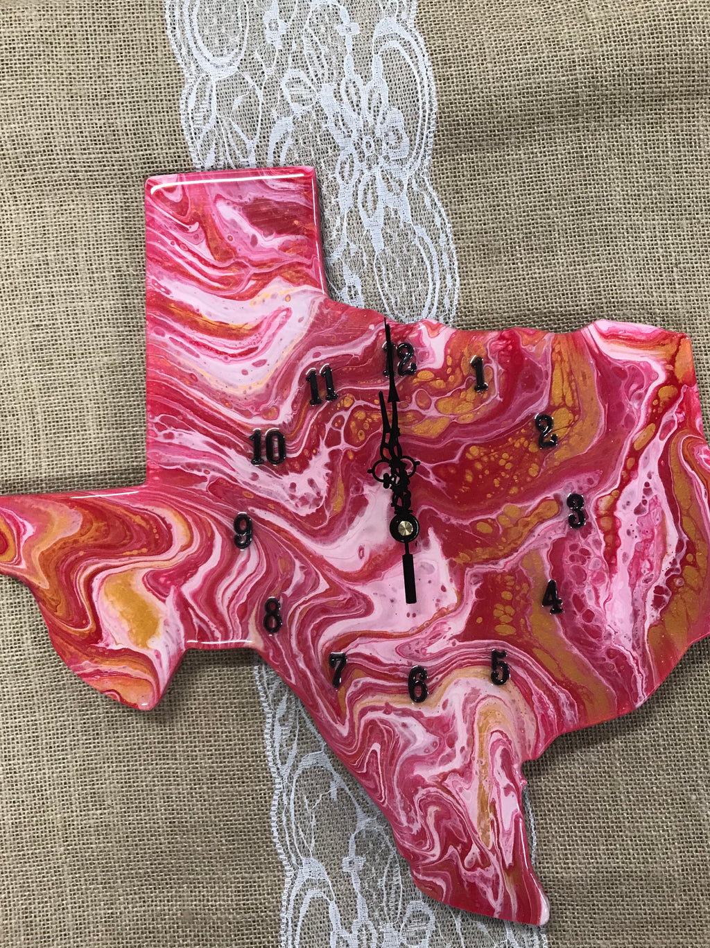 Pink and Red Texas clock